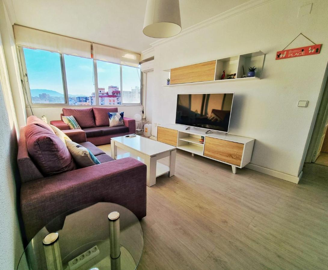 Malaga Vialia Deluxe Lägenhet Exteriör bild