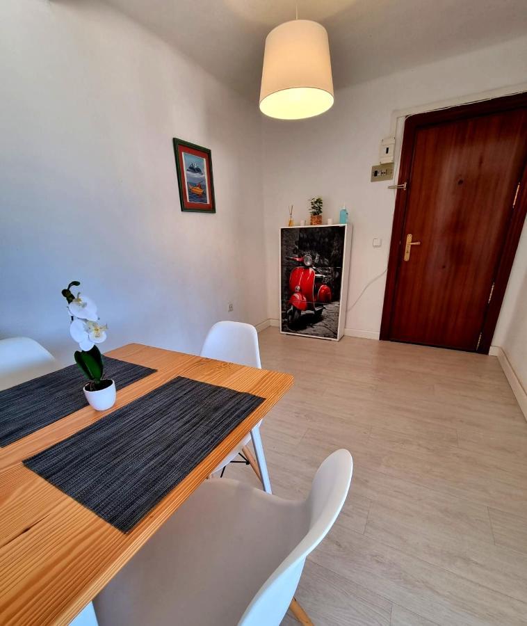 Malaga Vialia Deluxe Lägenhet Exteriör bild